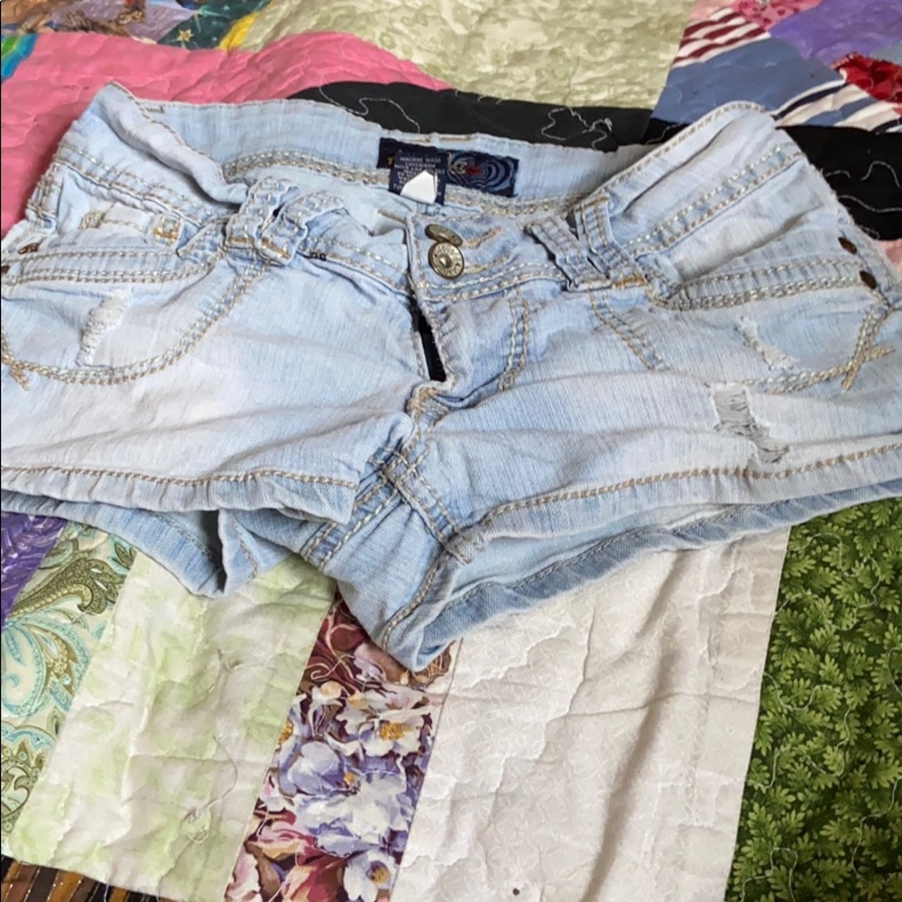 White wash jean shorts